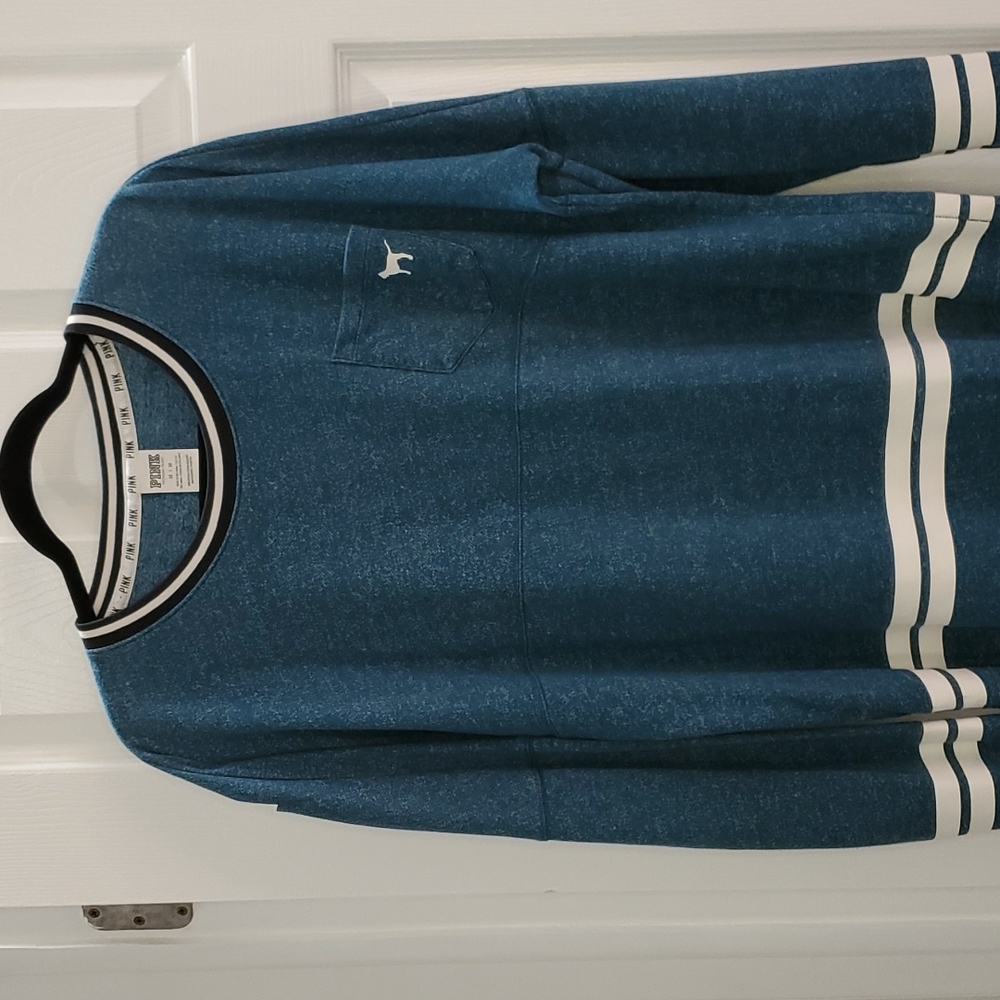 PINK VICTORIA SECRET OVERSIZED SWEATSHIRT (MEDIUM)